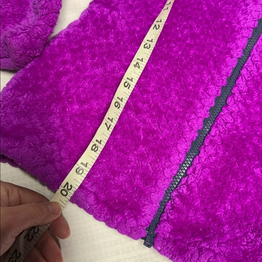 Columbia Vibrant Purple Fleece Jacket medium